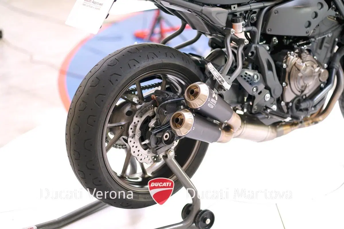 Yamaha XSR 700 ABS (2016 - 20) (10)