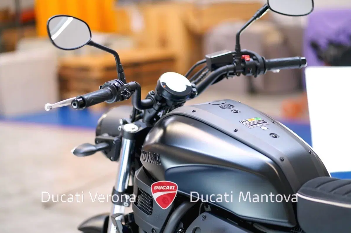 Yamaha XSR 700 ABS (2016 - 20) (16)