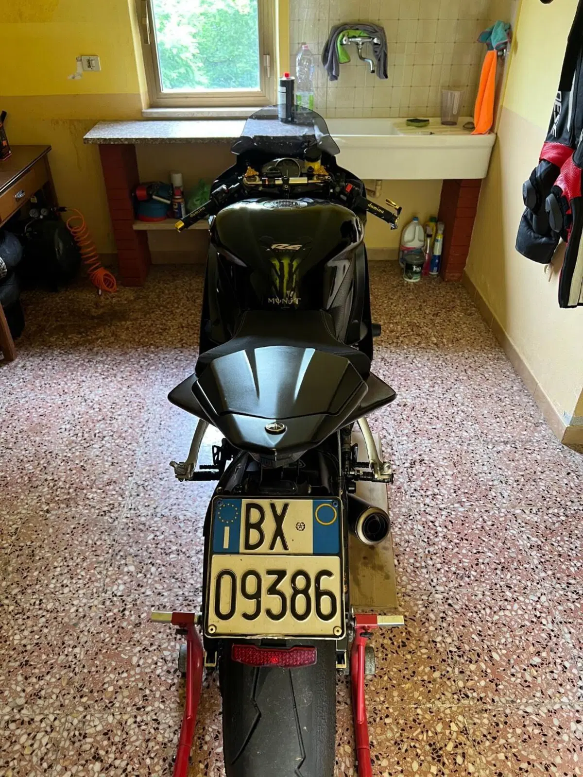 Yamaha YZF R6 (2006 - 07) (6)