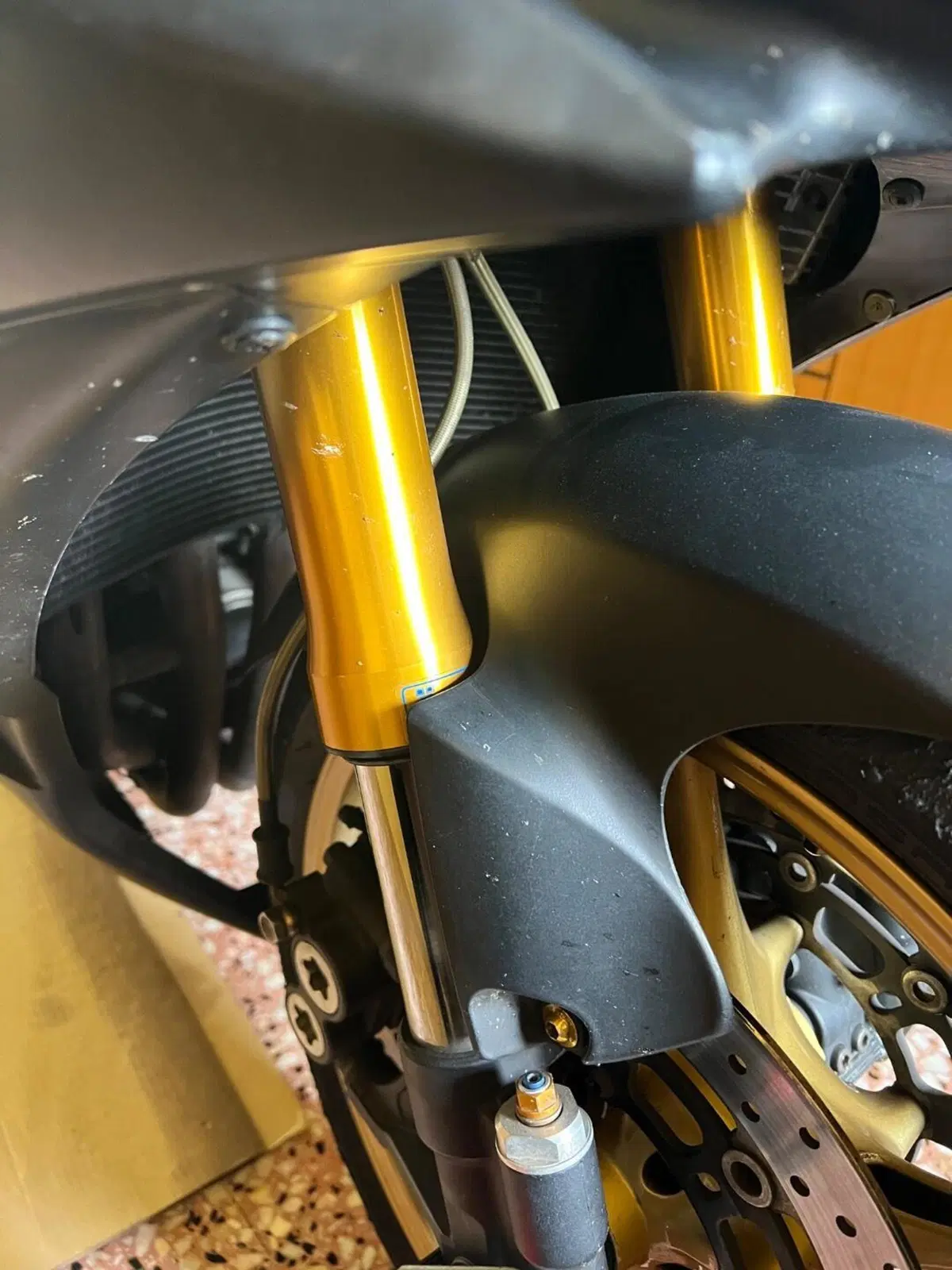 Yamaha YZF R6 (2006 - 07) (9)
