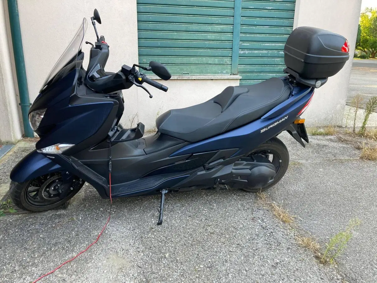 Suzuki Burgman AN 400 (2017 - 20) (2)
