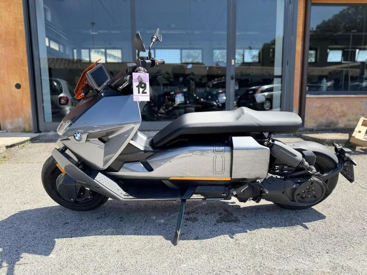 Bmw CE 04 (2021 - 25) (4)