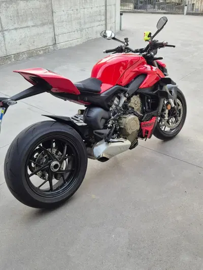 Ducati Streetfighter V4 (2023 - 24) usata