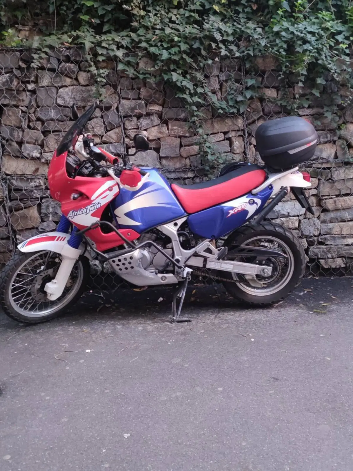 Honda Africa Twin XRV 750 (1996 - 02) (2)