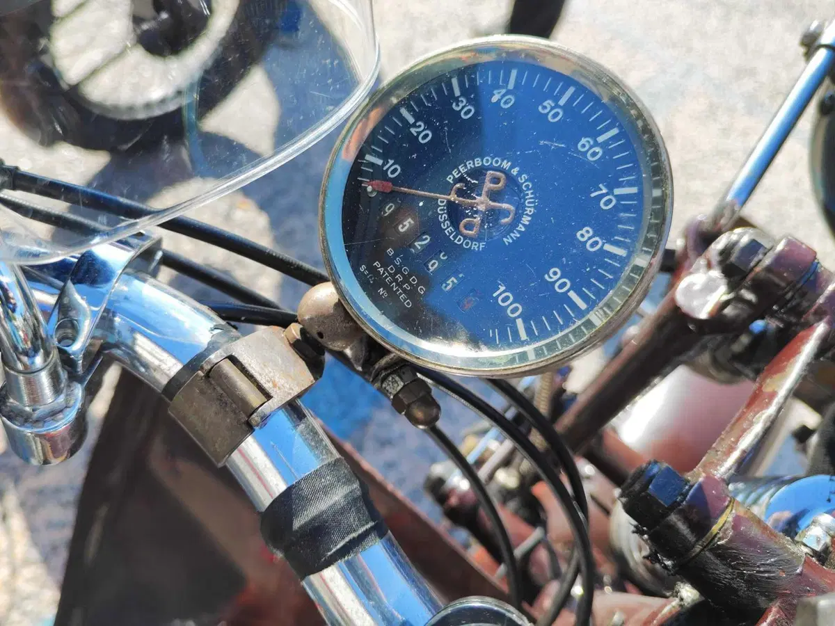 Le Moto Guzzi con il “cambio a mano”. Che storia è questa? (12)