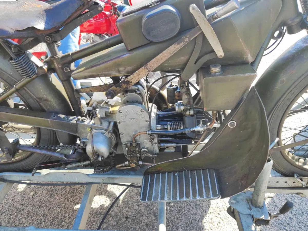Le Moto Guzzi con il “cambio a mano”. Che storia è questa? (24)