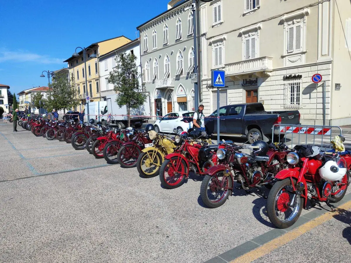 Le Moto Guzzi con il “cambio a mano”. Che storia è questa? (26)