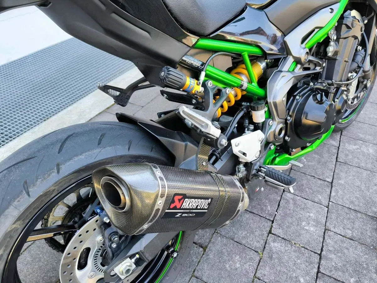 Kawasaki Z 900 (2021 - 24) (4)