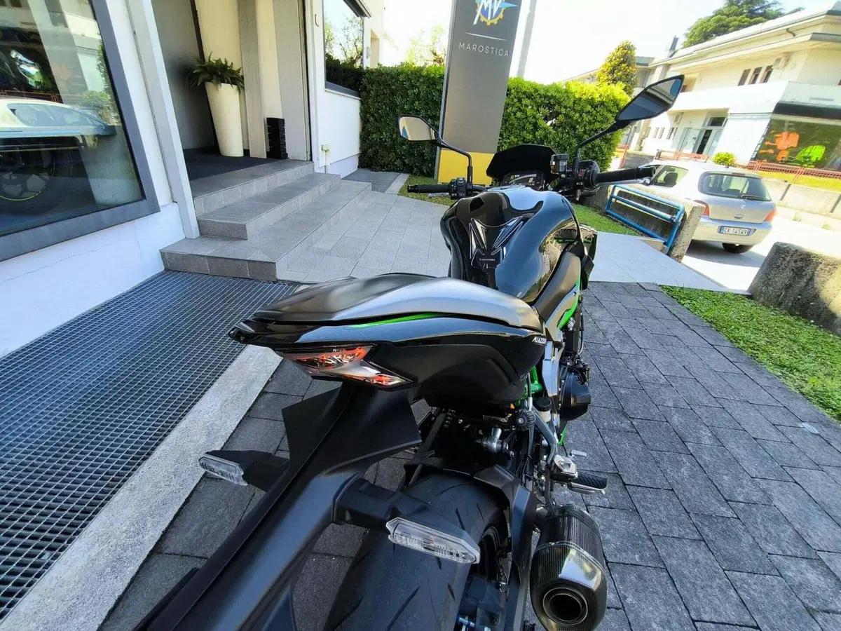 Kawasaki Z 900 (2021 - 24) (8)