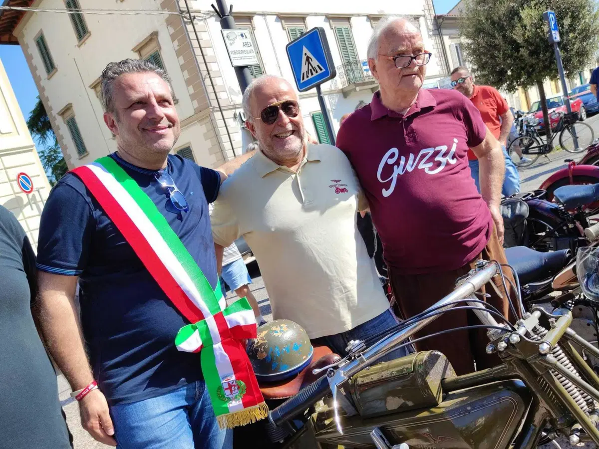 Le Moto Guzzi con il “cambio a mano”. Che storia è questa? (35)