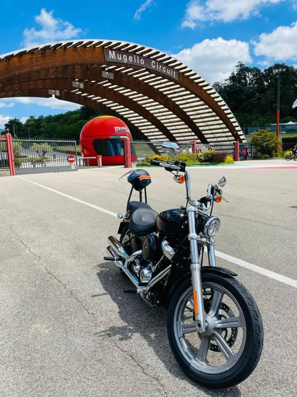 Harley-Davidson Softail Standard (2020) - FXST (4)