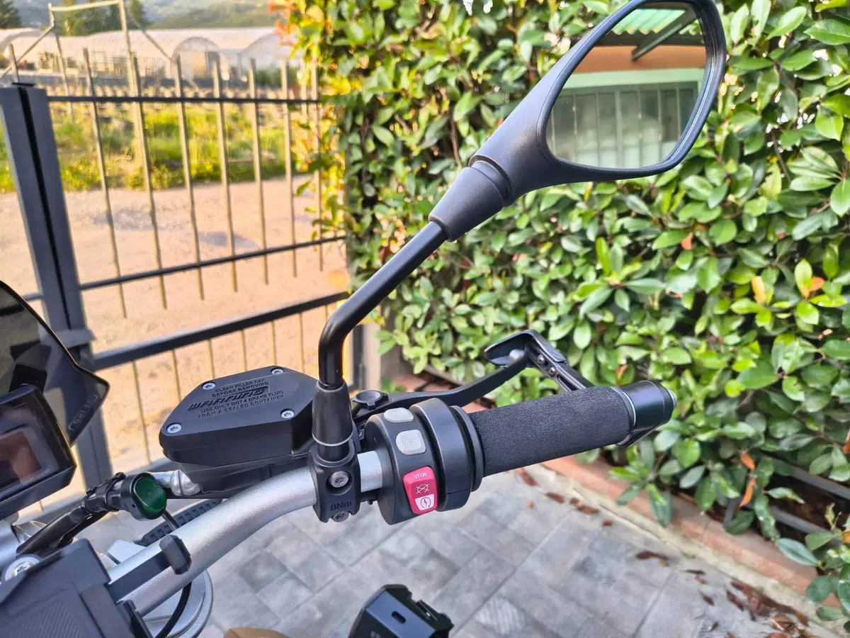 Bmw R 1200 R (2017 - 18) (12)