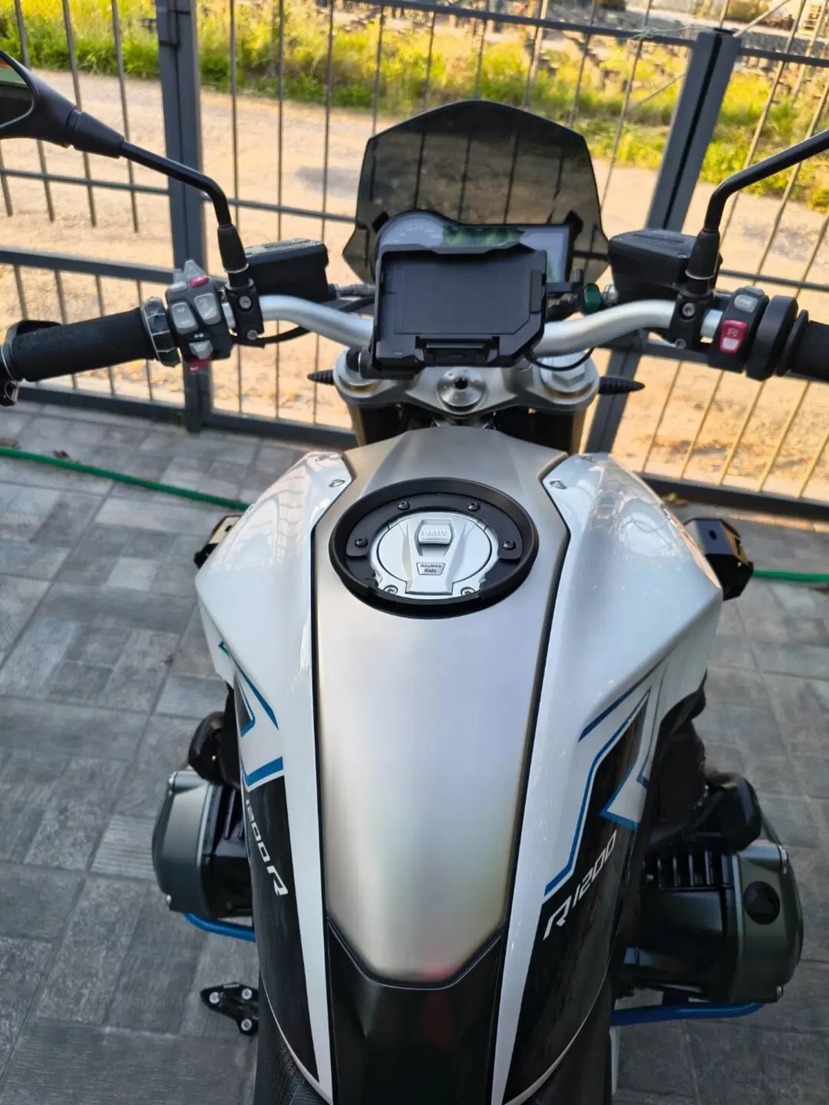 Bmw R 1200 R (2017 - 18) (13)