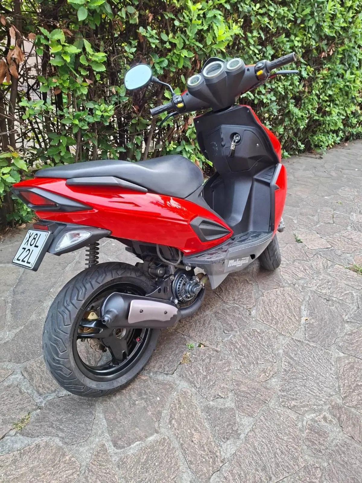 Malaguti F12 Phantom 50 R Liquid Cooled (2008 - 11) (5)
