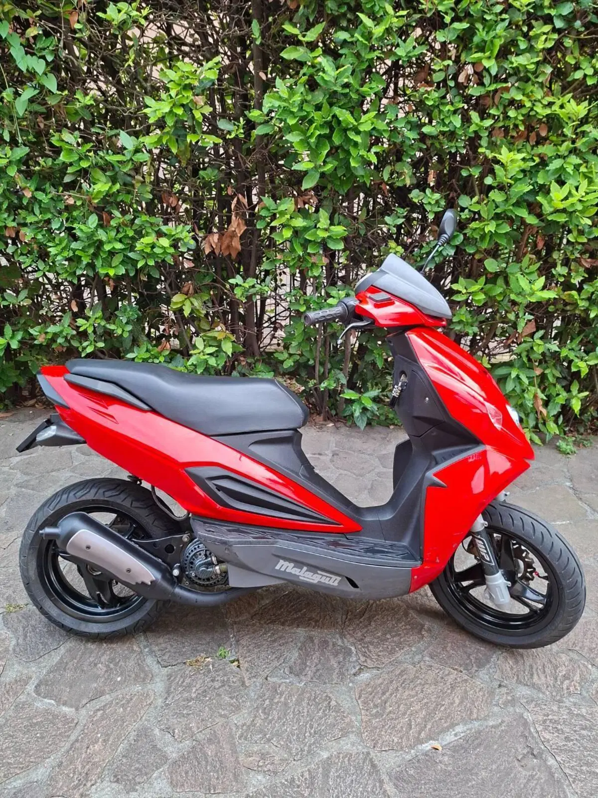 Malaguti F12 Phantom 50 R Liquid Cooled (2008 - 11) (7)