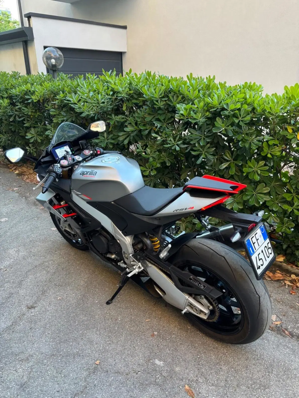 Aprilia RSV4 1100 (2021 - 24) (7)