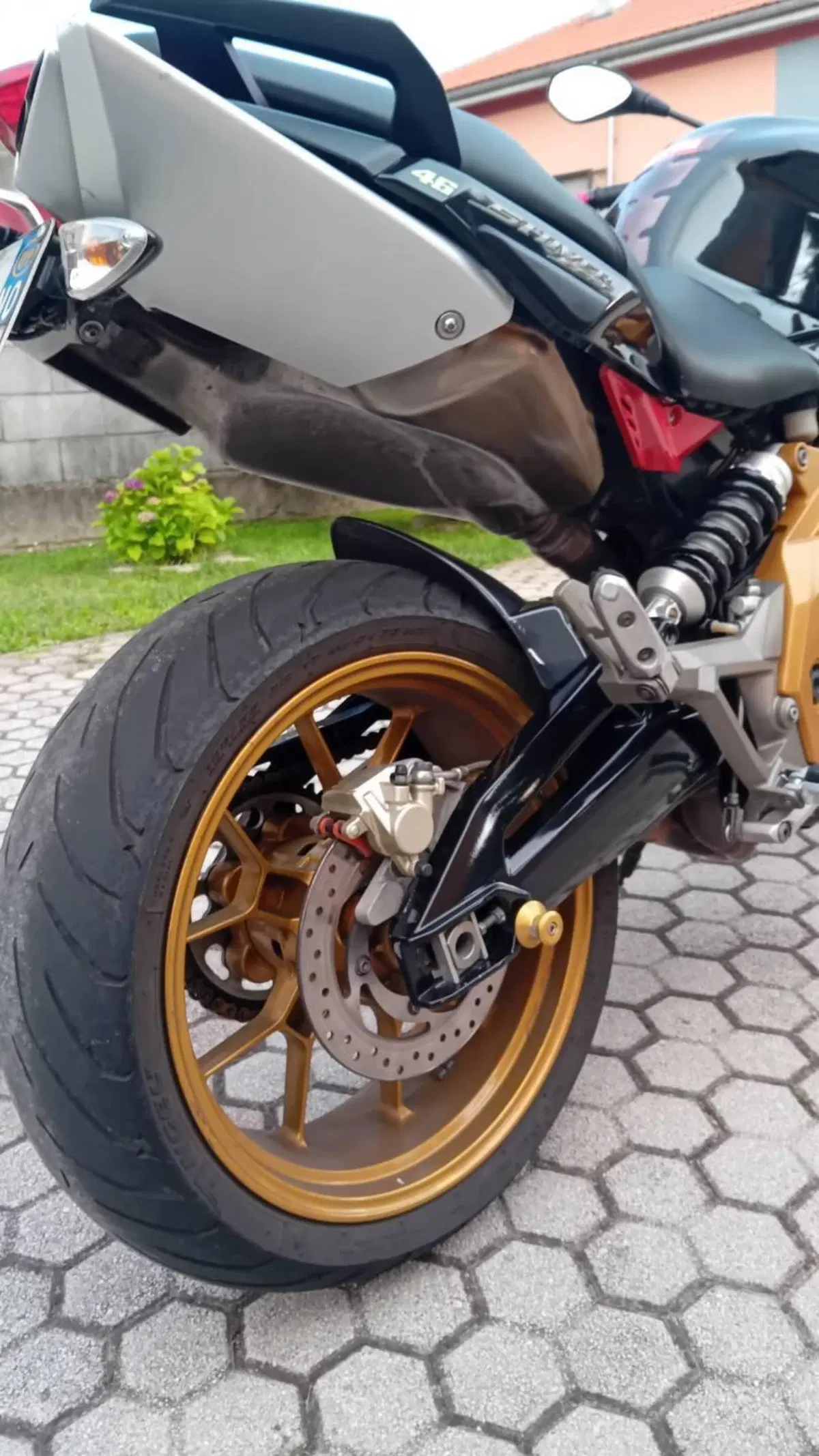 Aprilia Shiver (2008 - 10) (10)