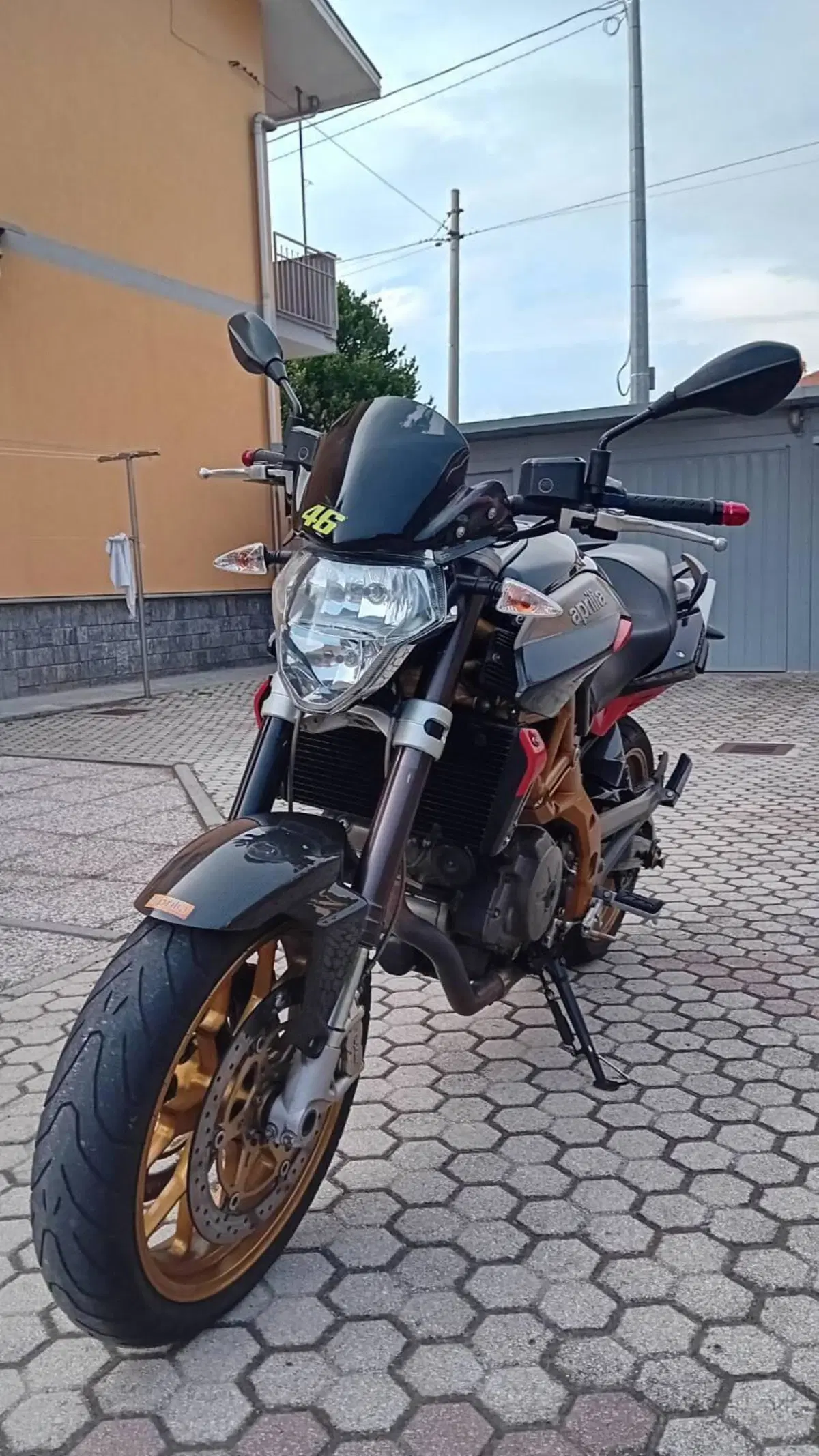 Aprilia Shiver (2008 - 10) (3)