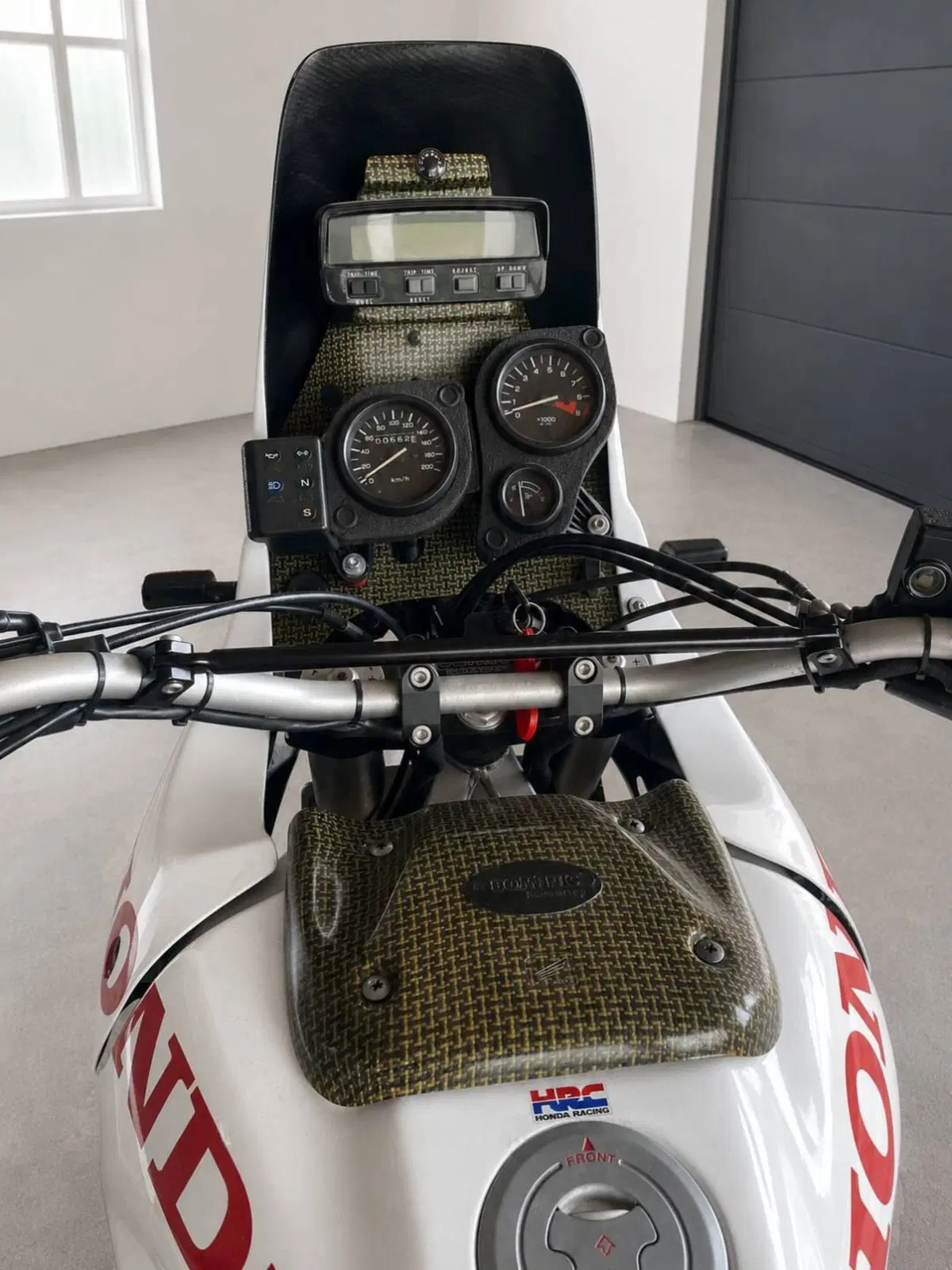 Honda Africa Twin XRV 750 (1996 - 02) (4)