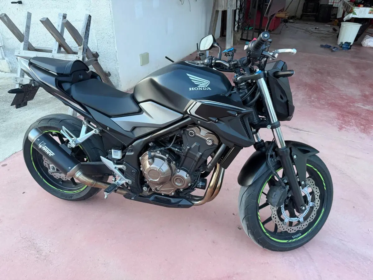 Honda CB 500 F (2021) (2)