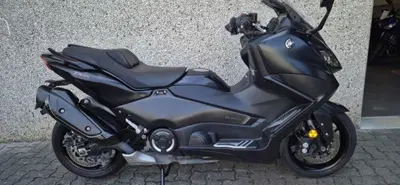 Yamaha T-Max 560 (2022 - 24) usata