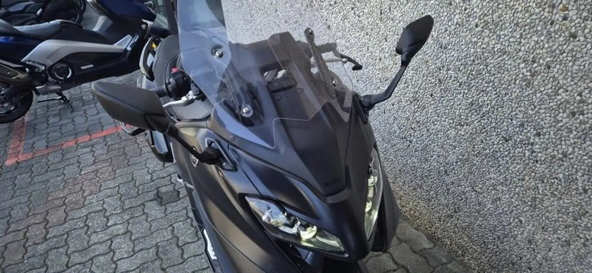 Yamaha T-Max 560 (2022 - 24) (5)
