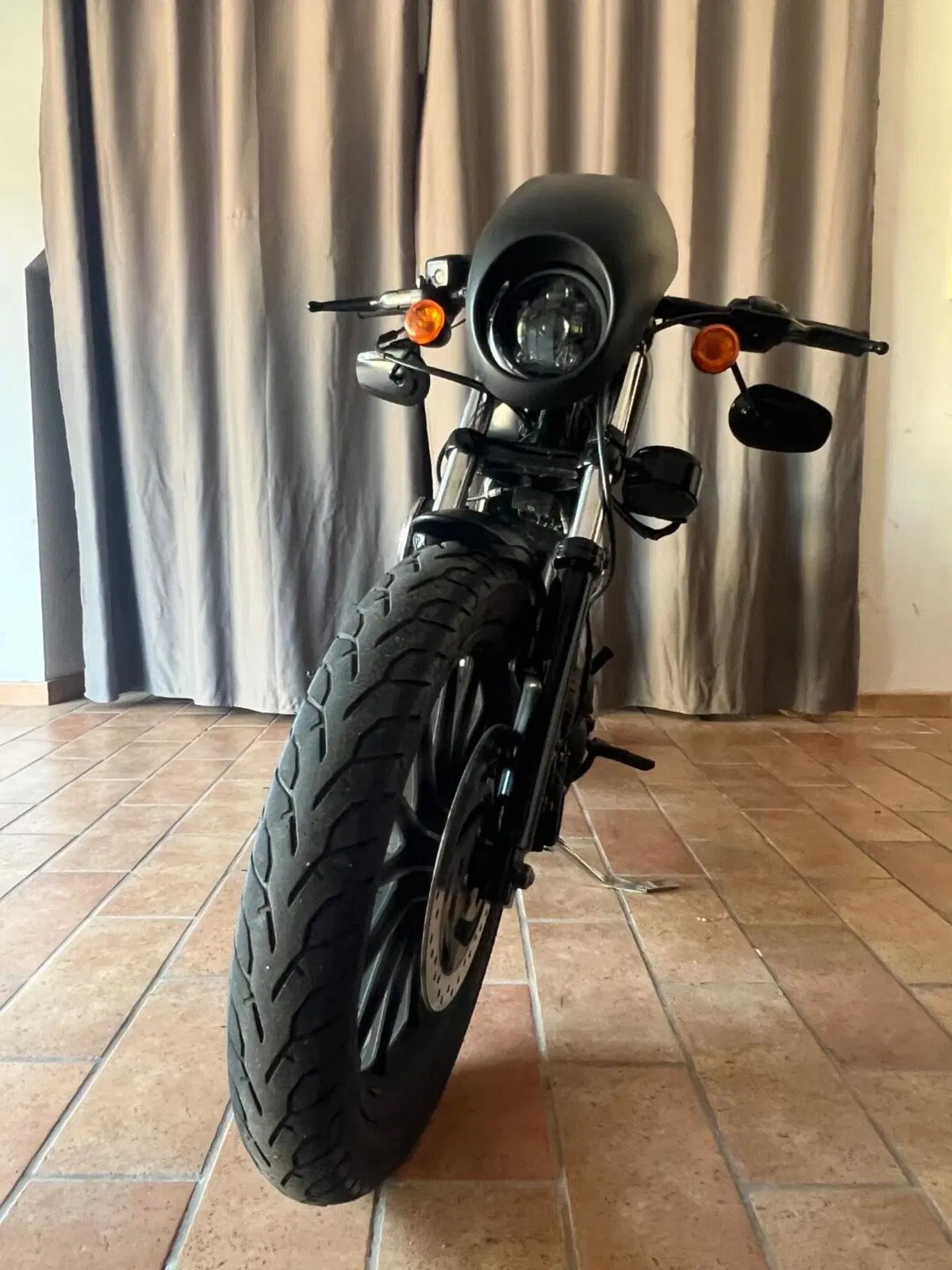 Harley-Davidson 883 Iron (2014 - 16) - XL 883N (6)