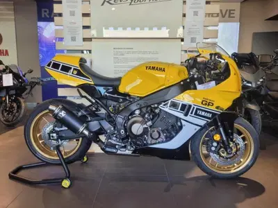 Yamaha XSR 900 (2025 - 26) usata