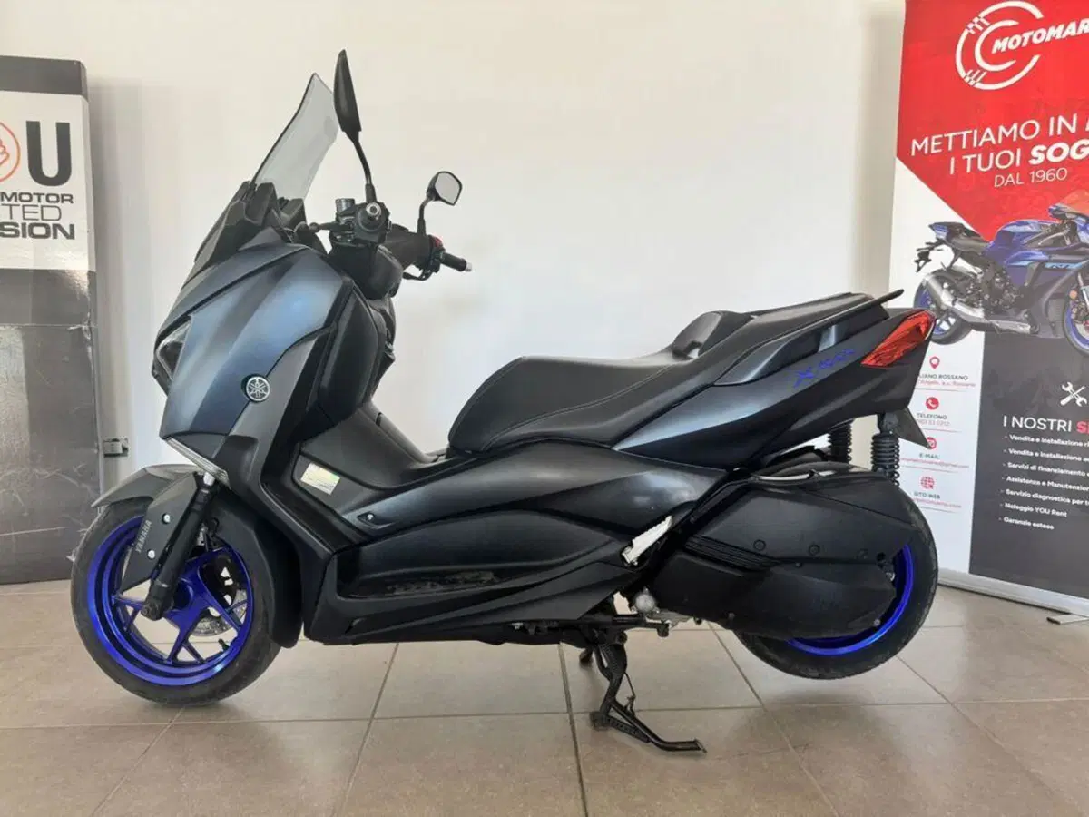 Yamaha X-Max 300 (2021 - 24) (2)