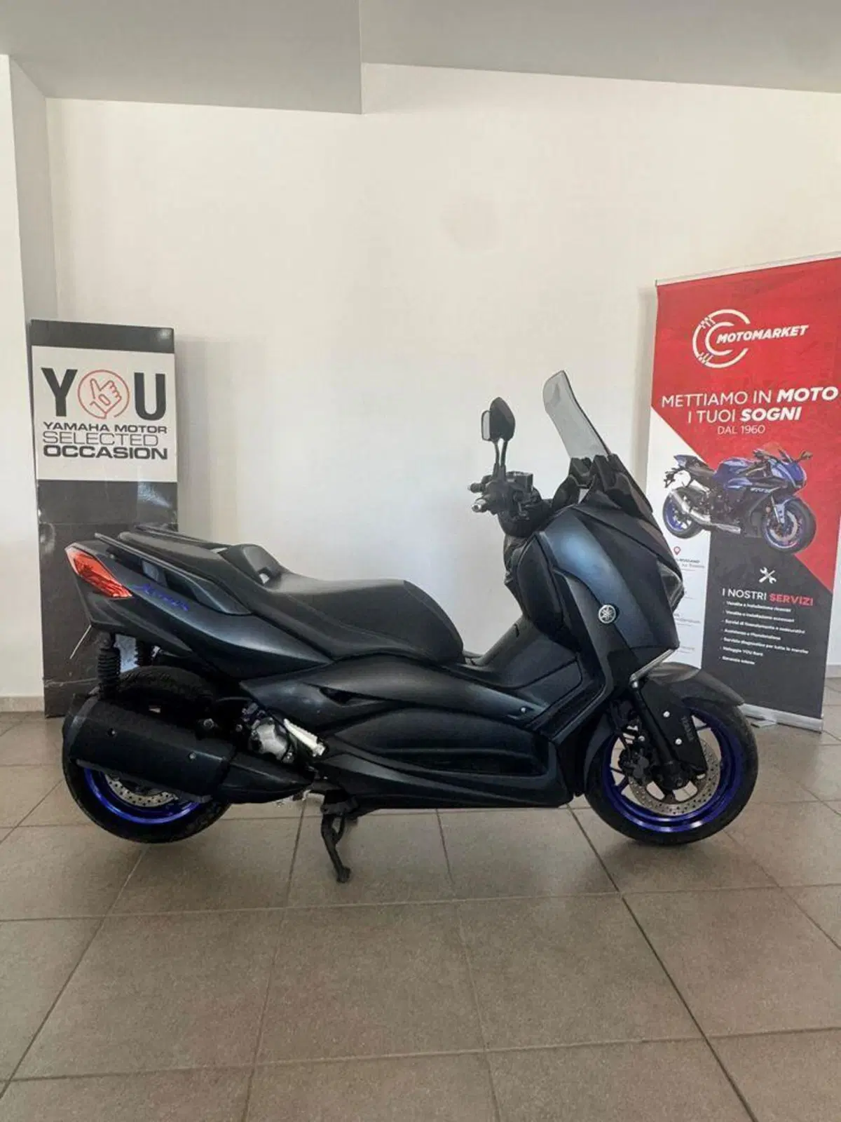 Yamaha X-Max 300 (2021 - 24) (4)