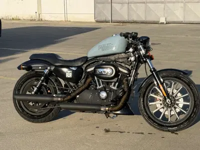 Harley-Davidson 883 Iron (2009 - 11) - XL 883N usata