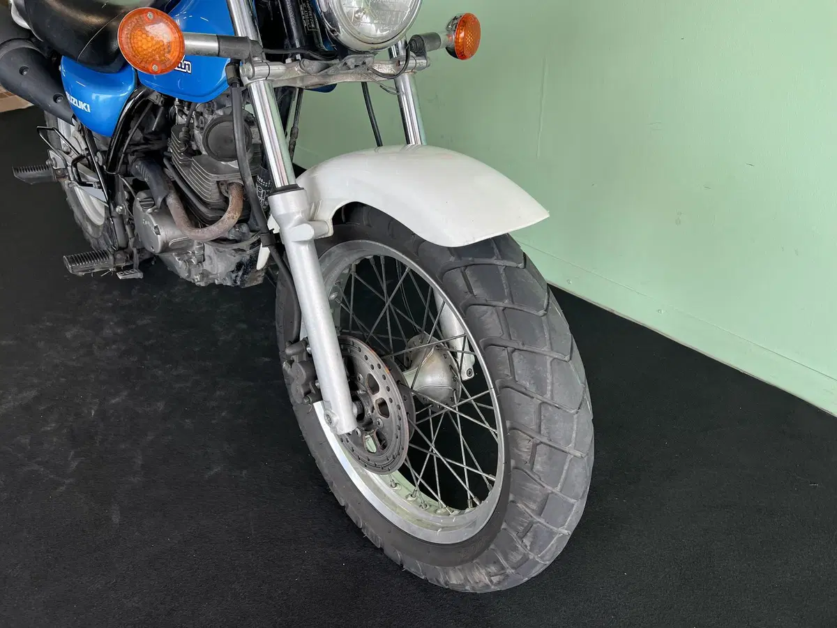 Suzuki Van Van RV 125 (2003 - 06) (19)