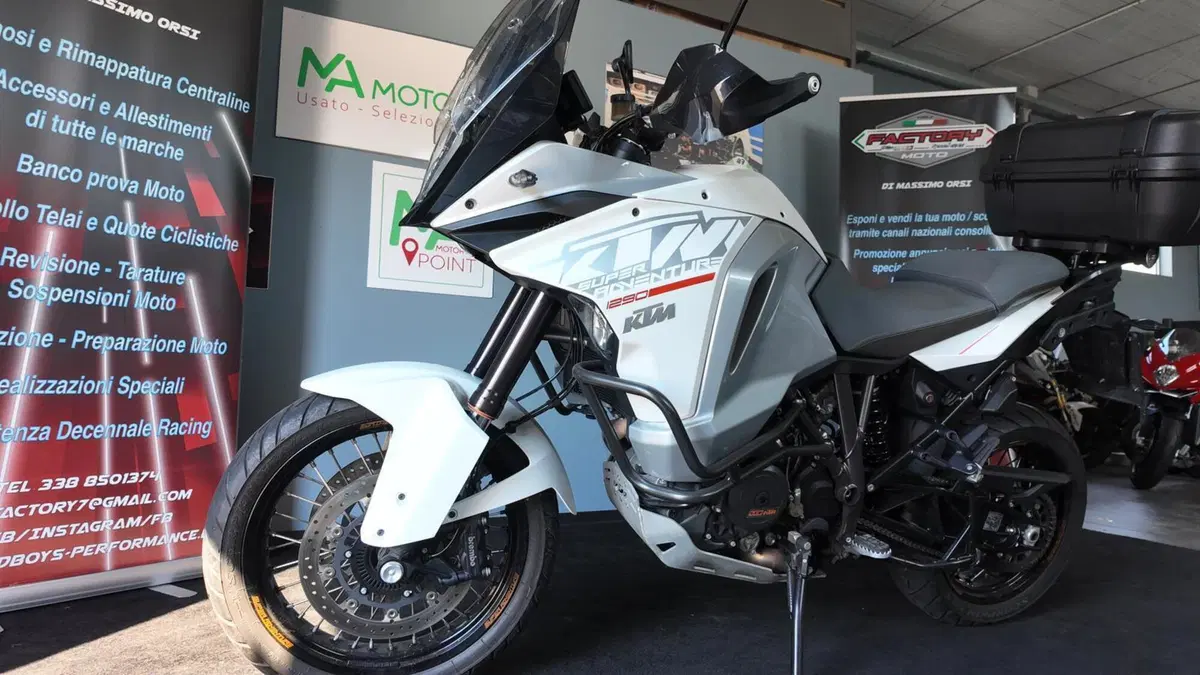 KTM 1290 Super Adventure (2015 - 16) (4)