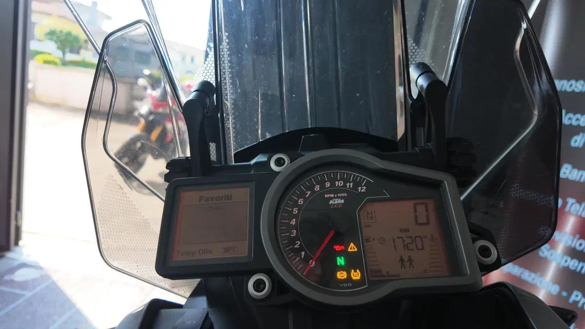 KTM 1290 Super Adventure (2015 - 16) (5)