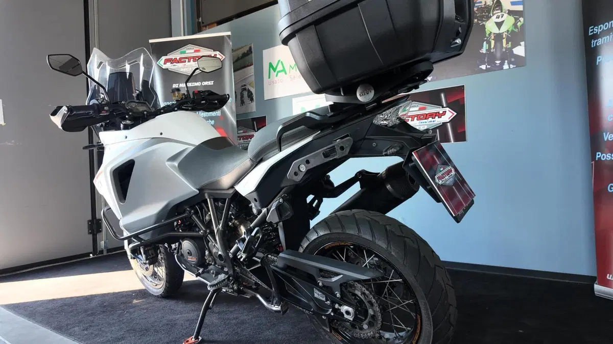KTM 1290 Super Adventure (2015 - 16) (10)