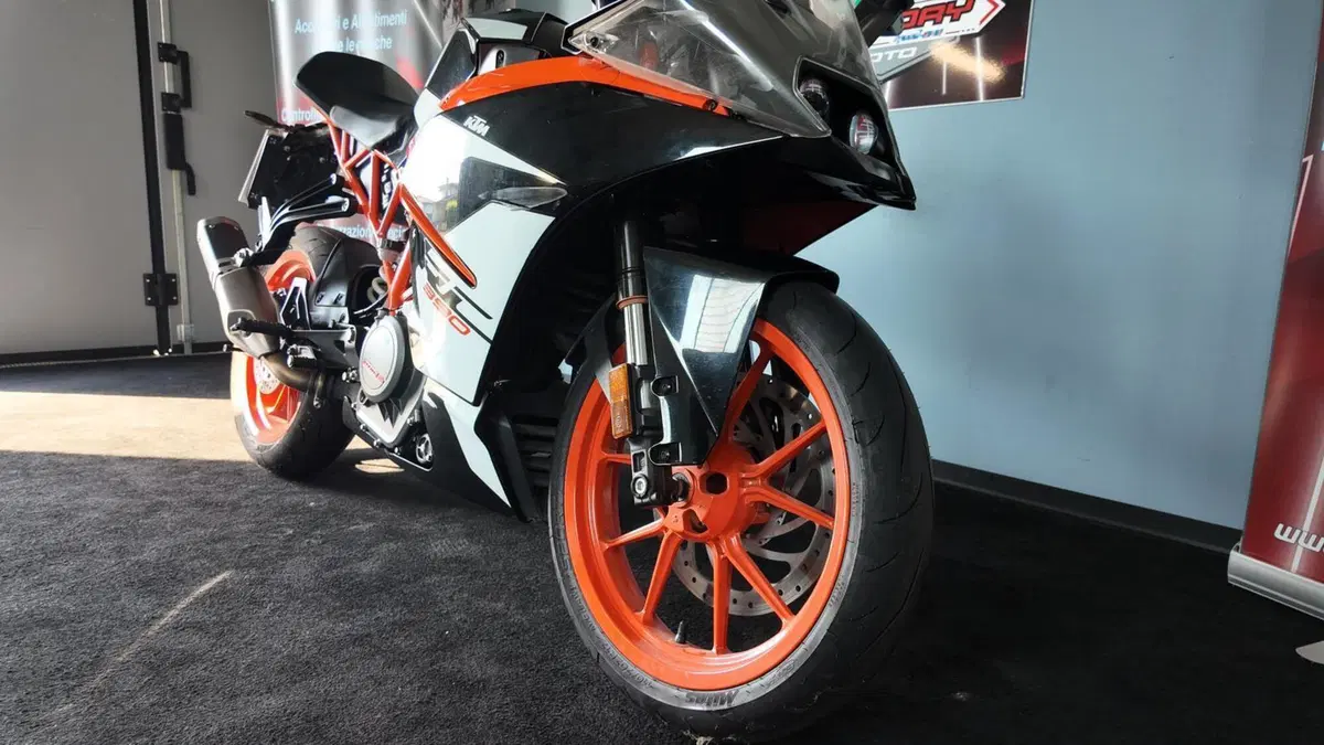 KTM RC 390 ABS (2017 - 20) (12)