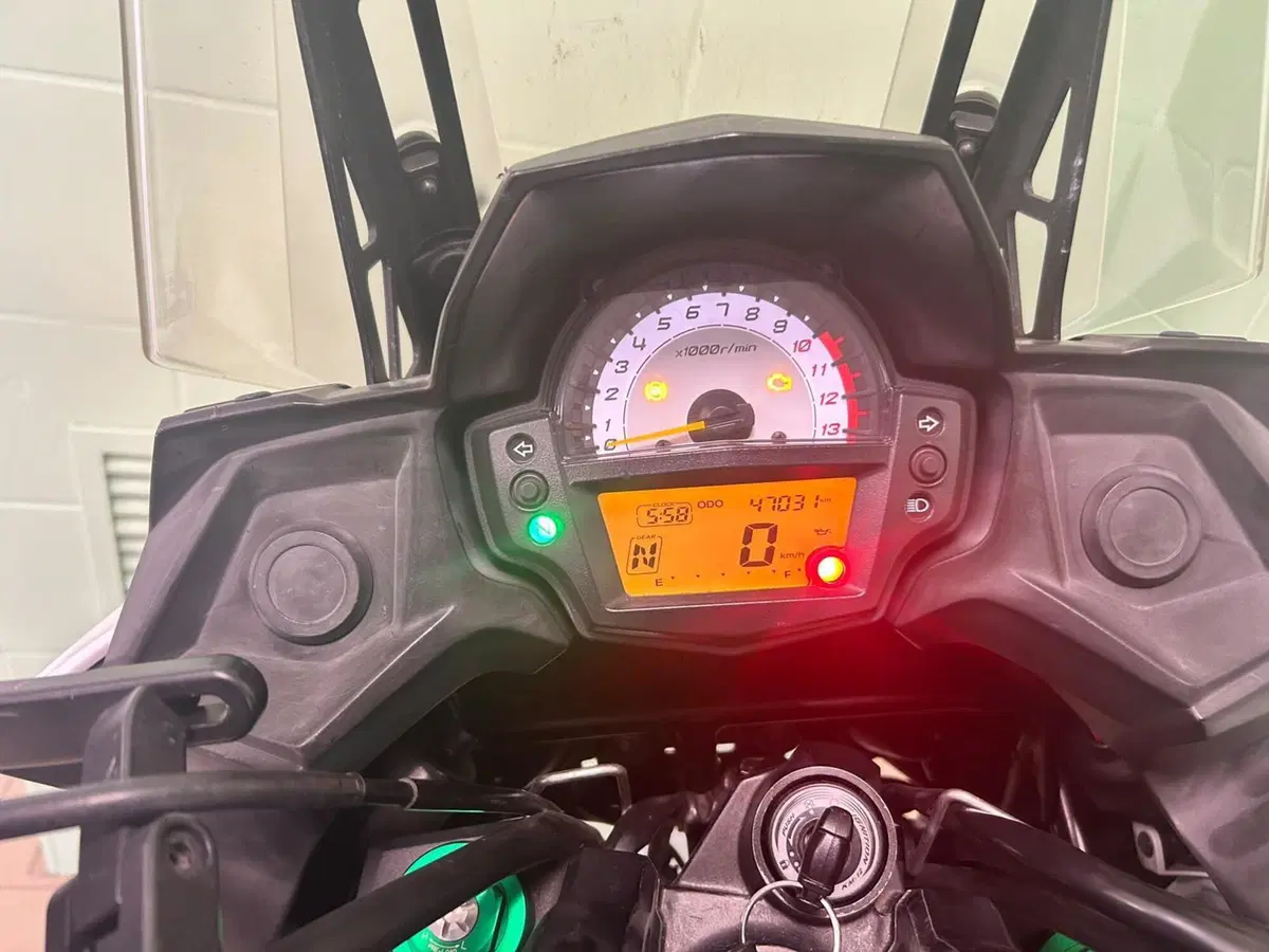 Kawasaki Versys 650 Grand Tourer (2017 - 20) (4)