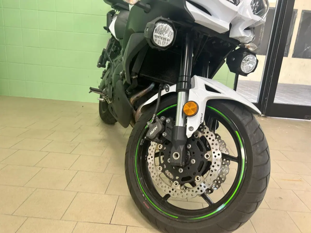 Kawasaki Versys 650 Grand Tourer (2017 - 20) (7)