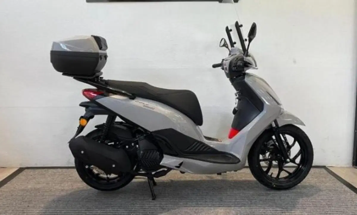 Swm C-Fly 125 (2026) (4)