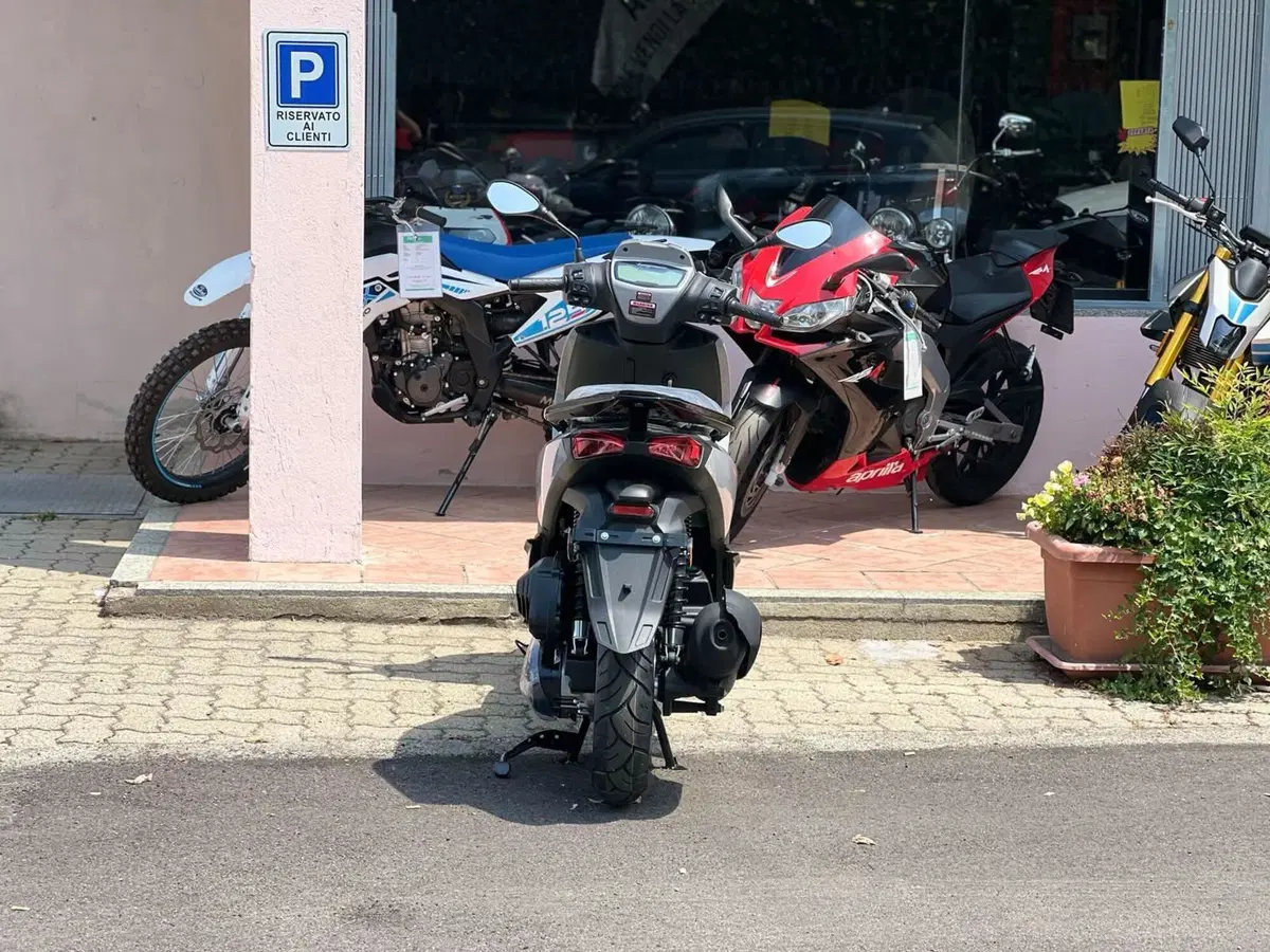 Swm C-Fly 125 (2026) (6)
