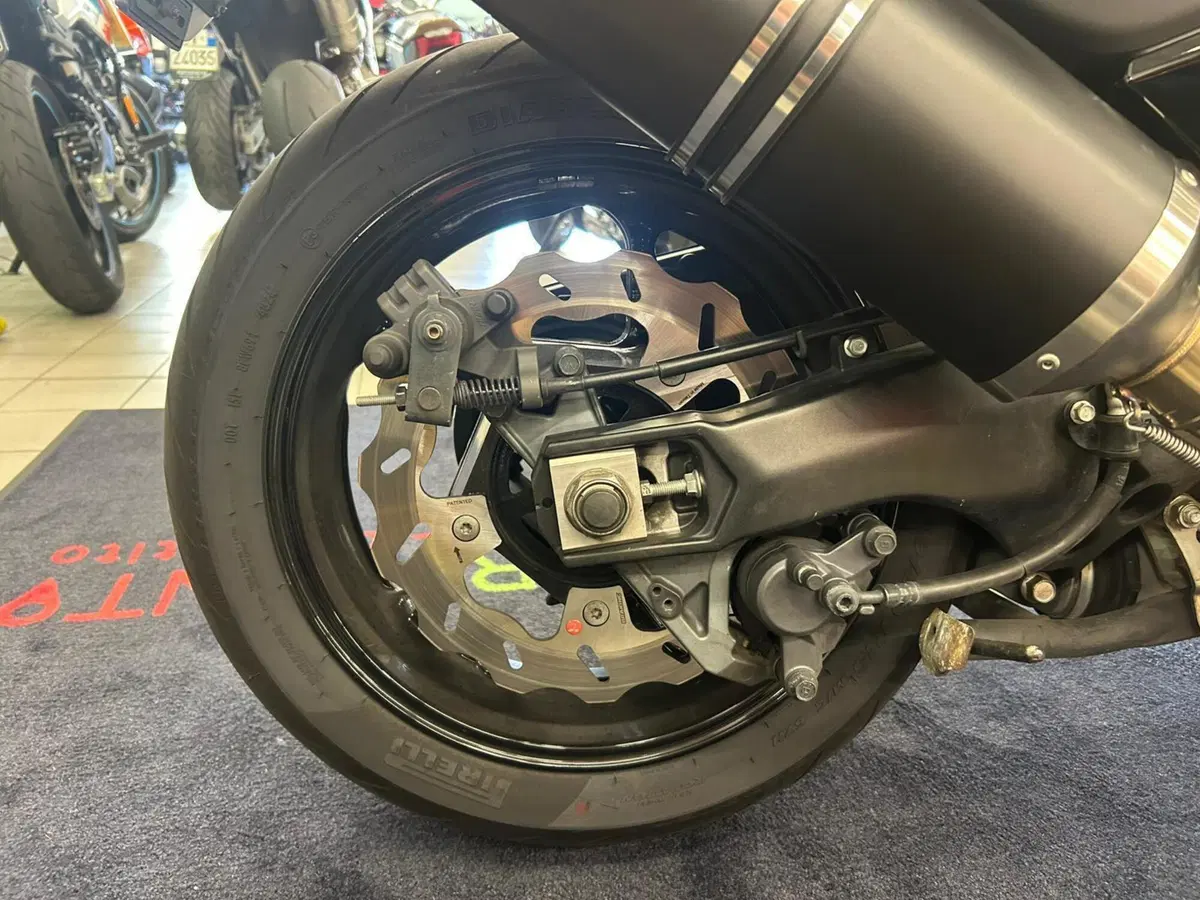 Yamaha T-Max 530 (2012 - 14) (15)