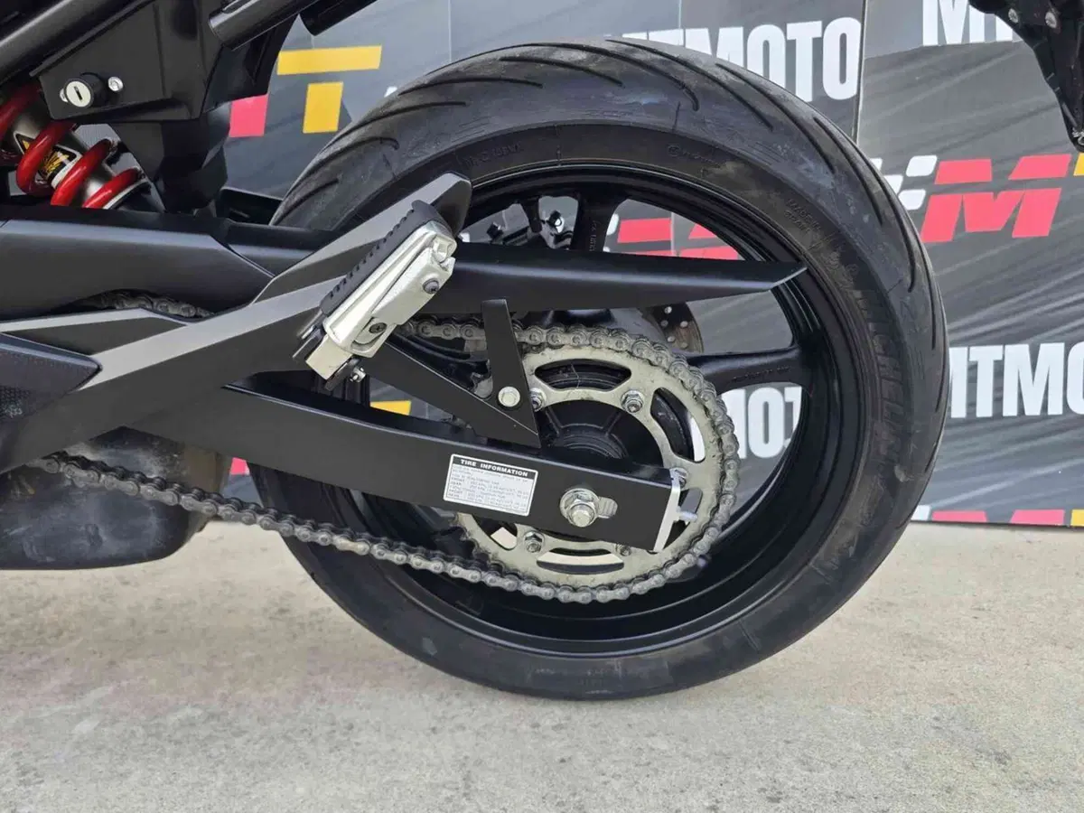 Yamaha XJ6 (2008 - 15) (11)