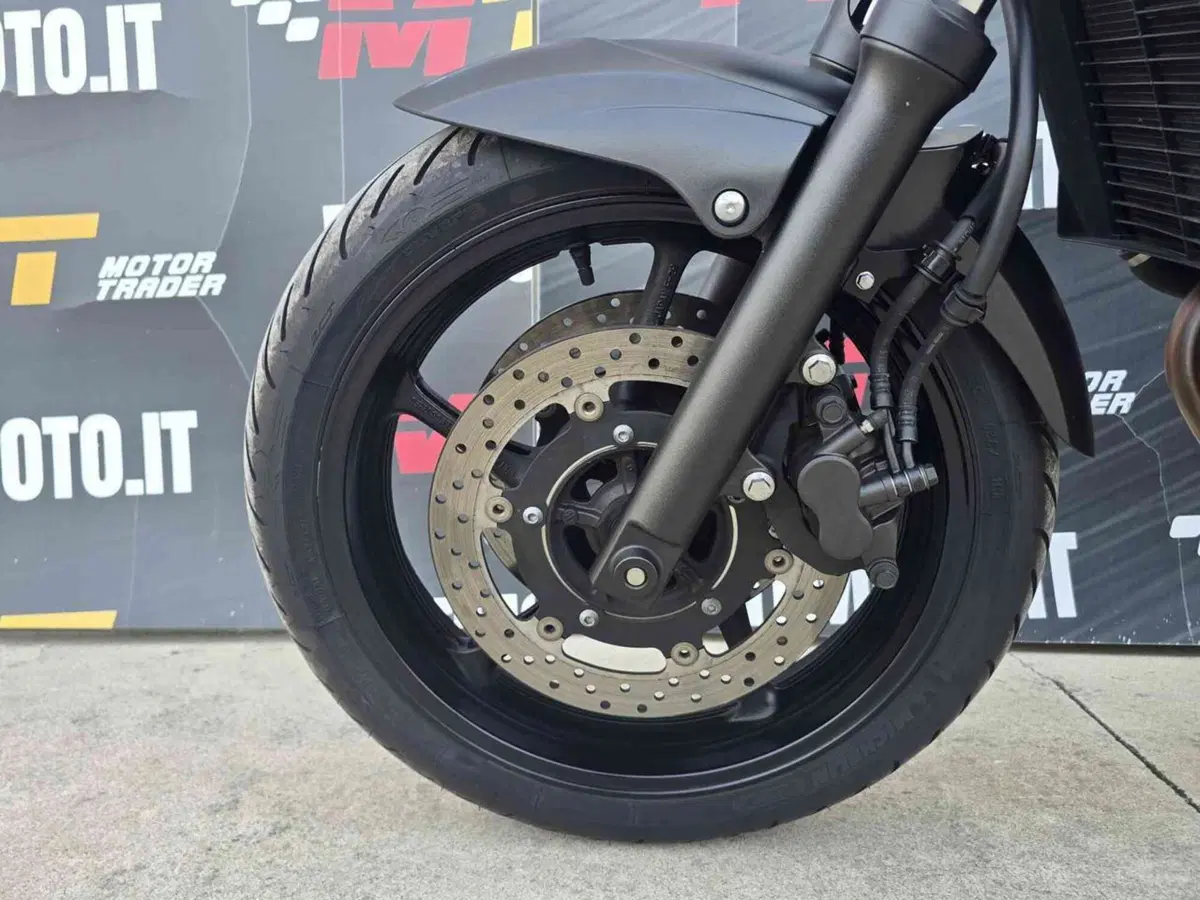 Yamaha XJ6 (2008 - 15) (9)