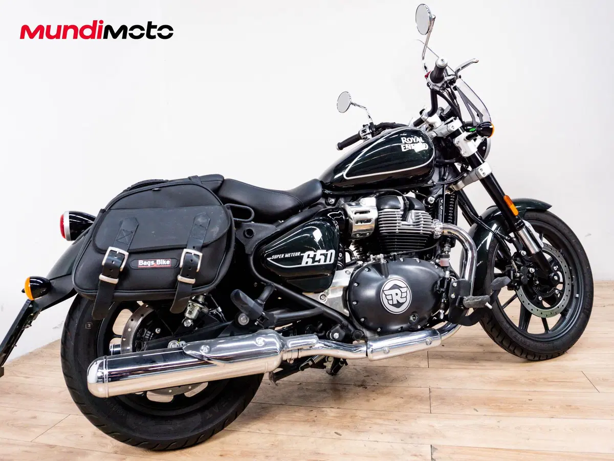 Royal Enfield Super Meteor 650 (2023 - 26) (3)