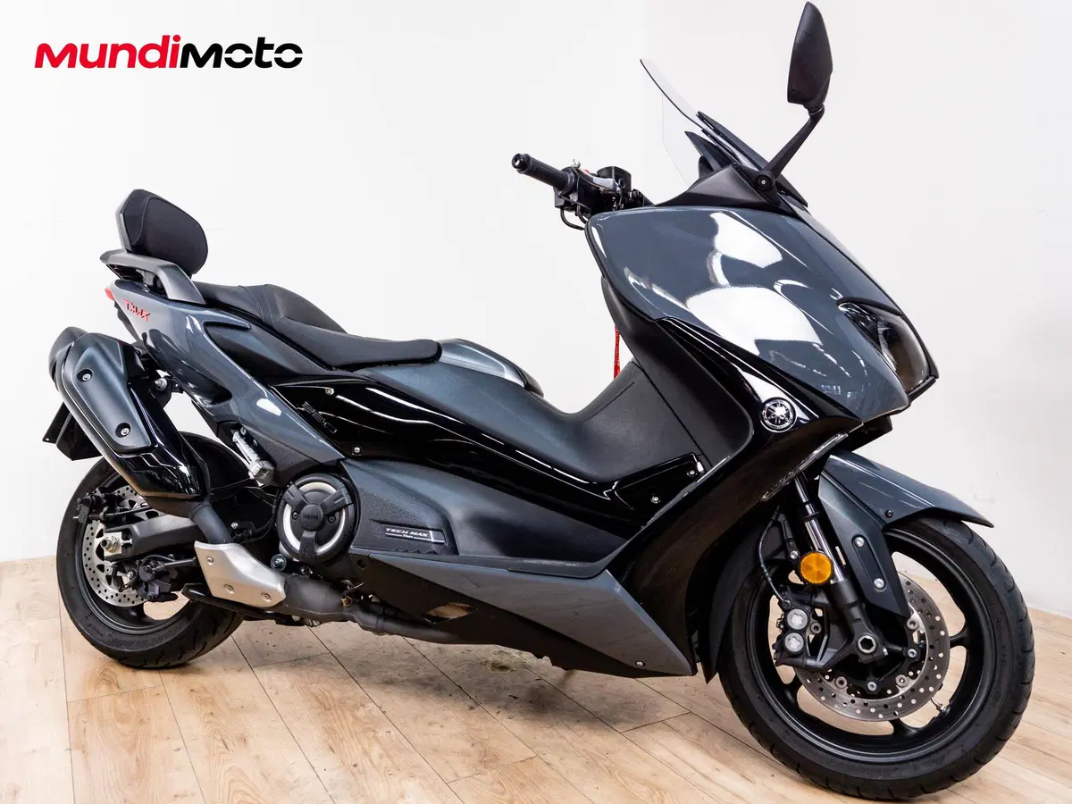 Yamaha T-Max 560 Tech Max (2020) (2)