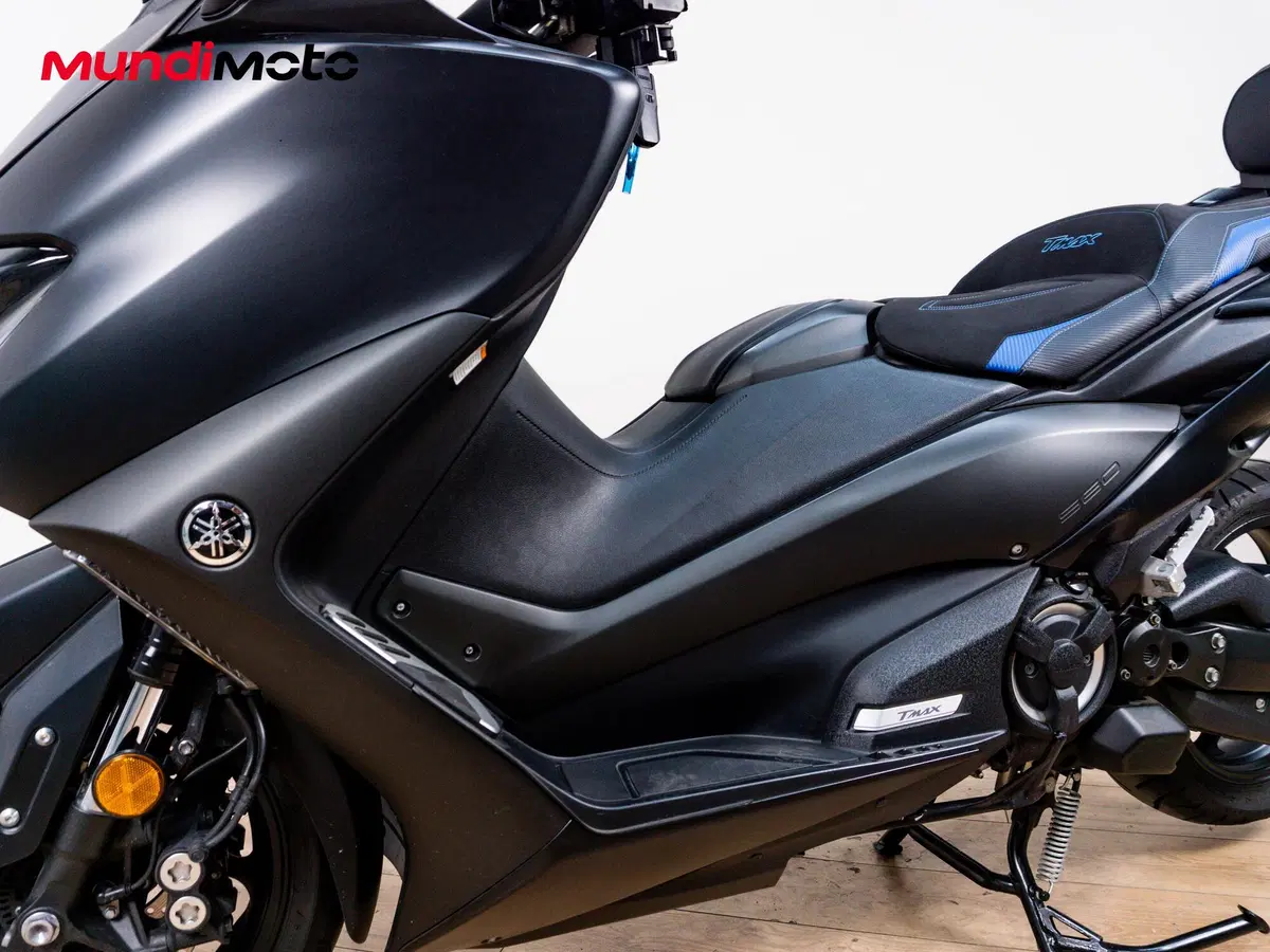 Yamaha T-Max 560 (2020 - 21) (9)