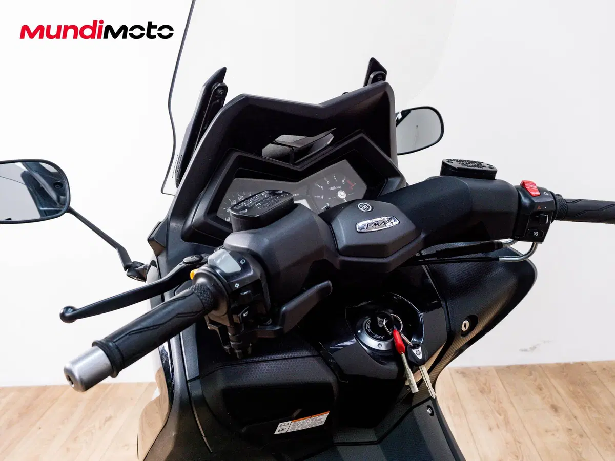 Yamaha T-Max 530 Black Max (2012 - 14) (11)
