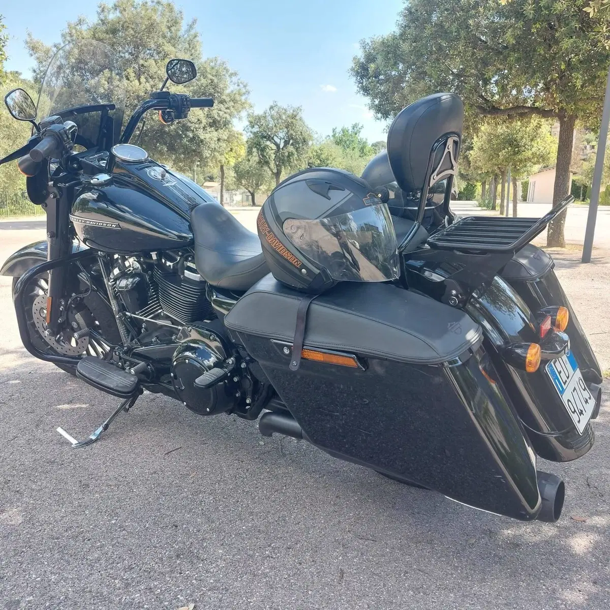 Harley-Davidson 107 Road King Special (2017 - 18) - FLHRXS (2)