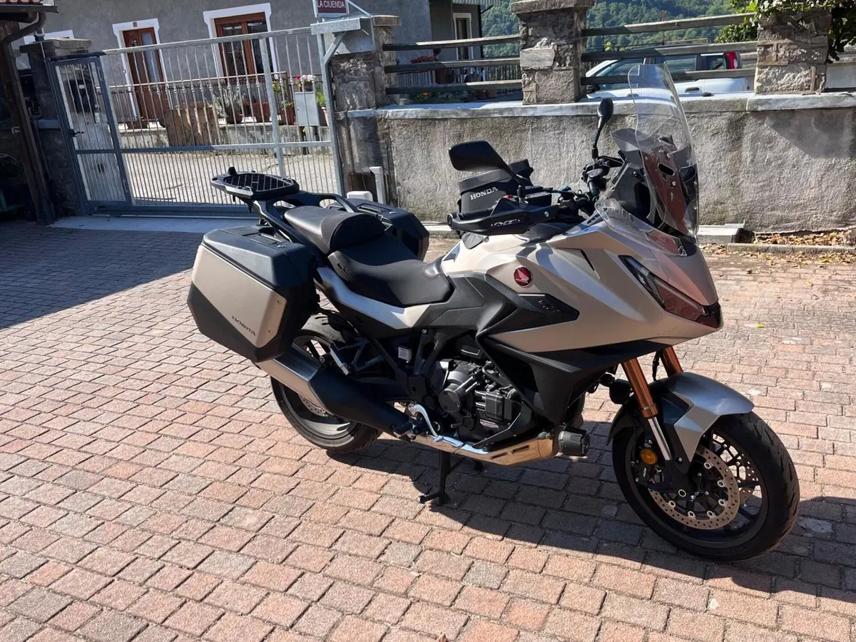 Honda NT 1100 DCT Electronic Suspension (2025 - 26) (3)