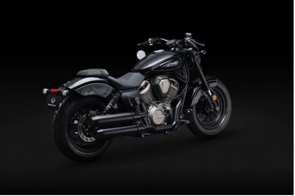Benda Motorcycles Chinchilla 500 V2 (2025 - 26) (2)